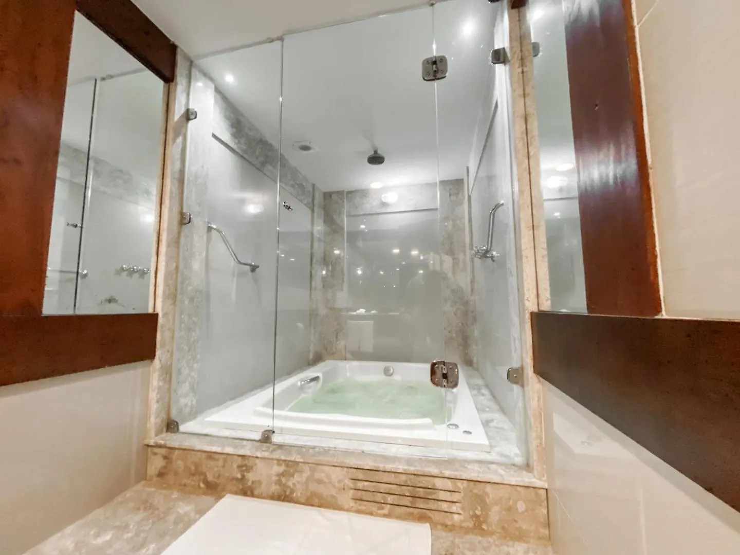 ***  Sailing Hotel & Spa Armacao dos Buzios Brazil