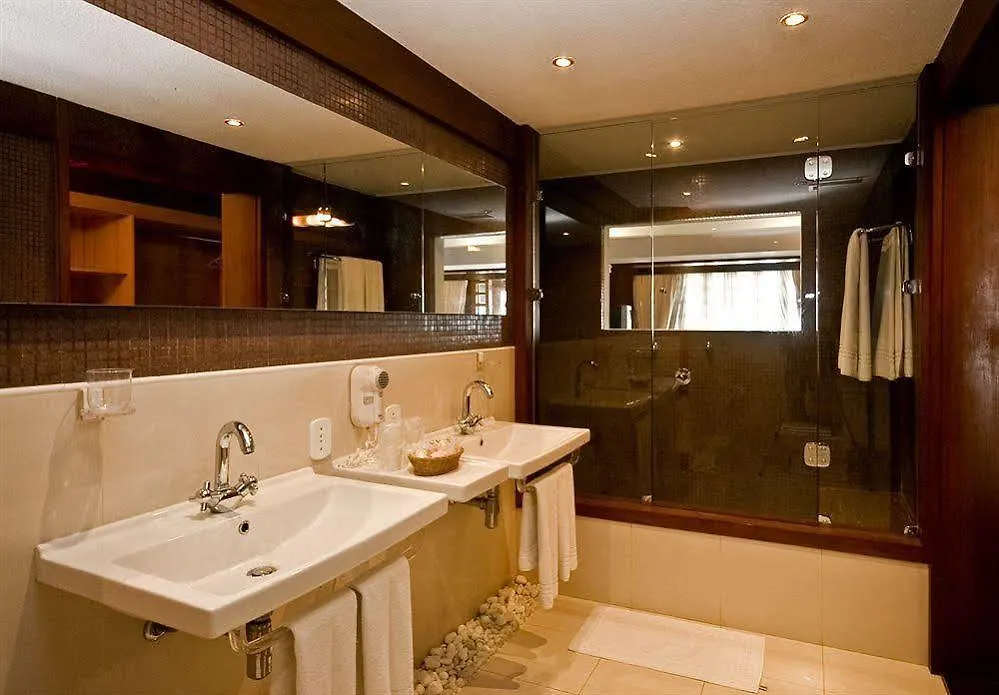 Sailing Hotel & Spa Armacao dos Buzios